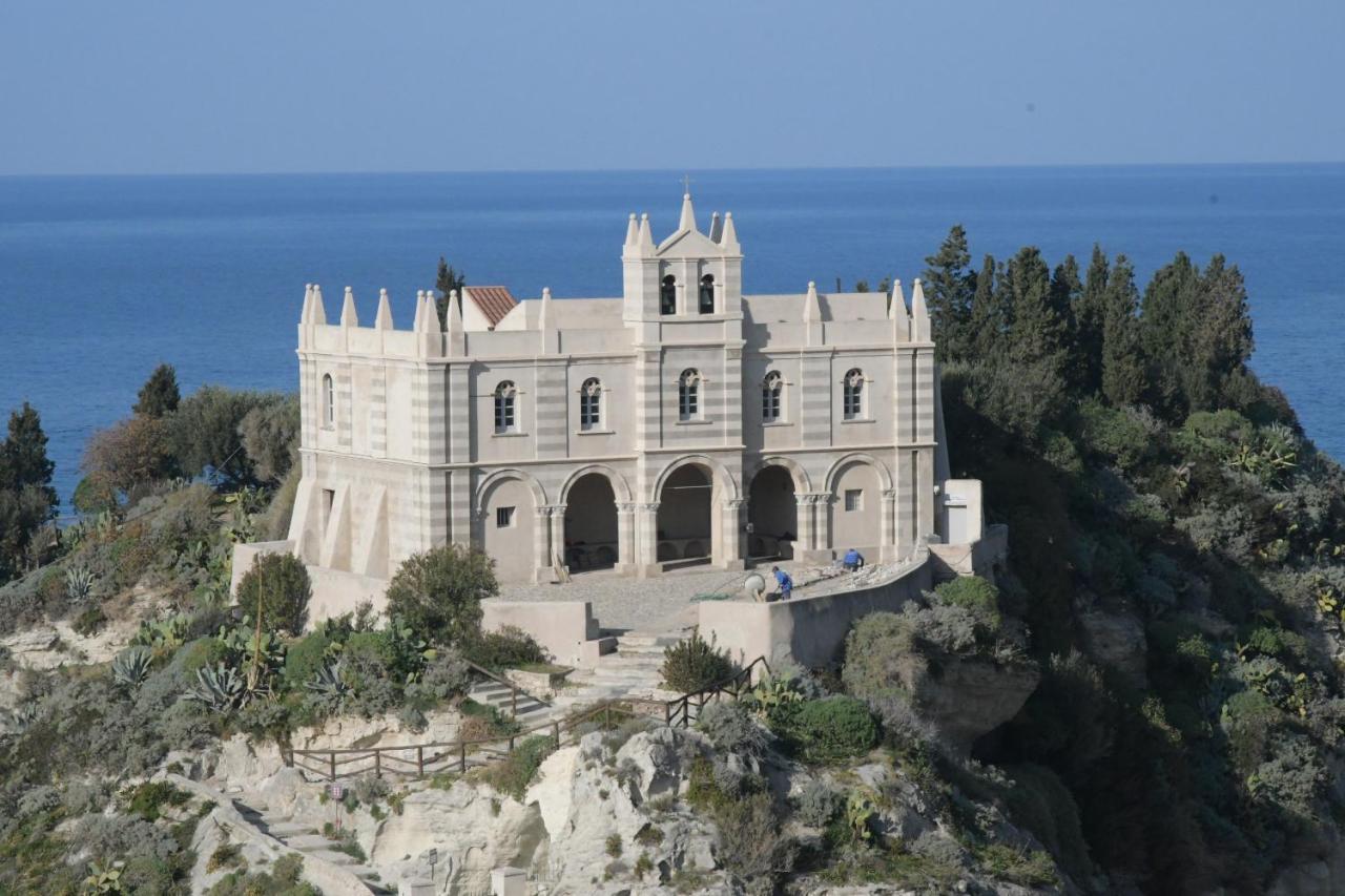 Residenza Donna Peppina Hotel Tropea Exterior photo